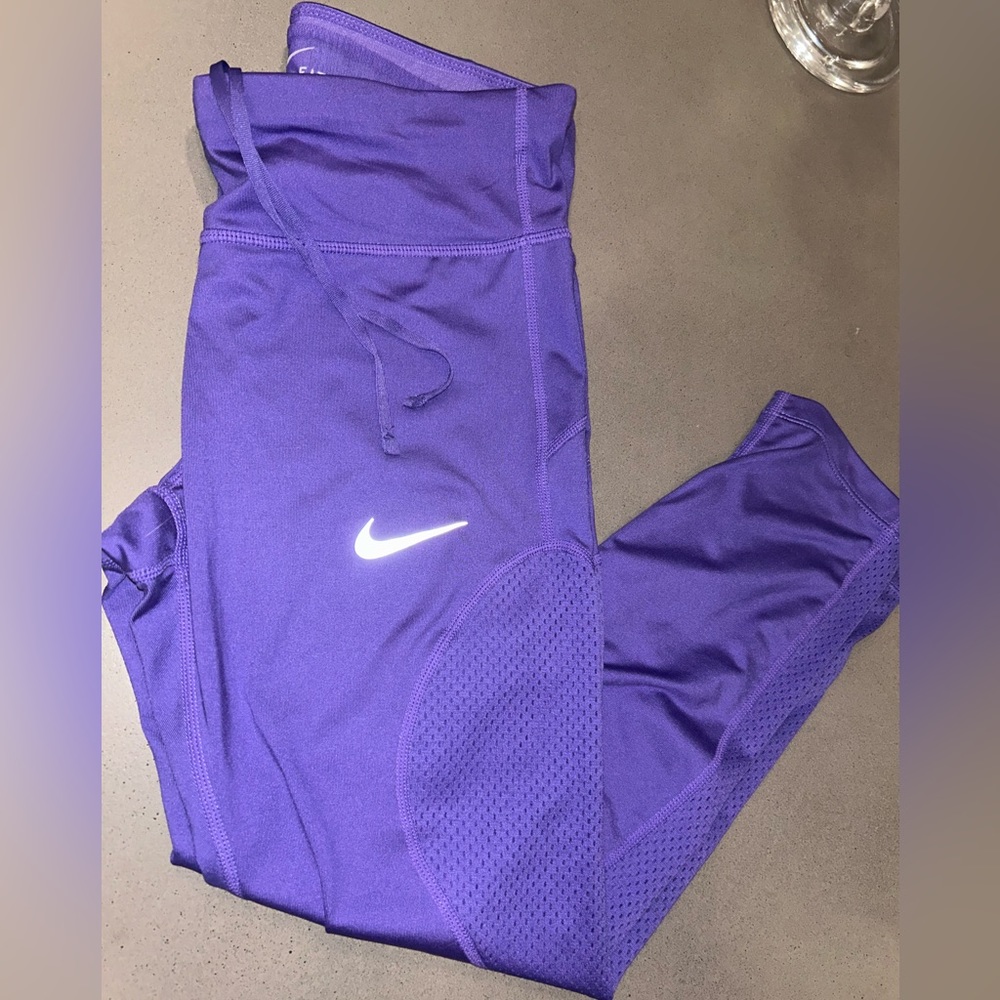 Nike Dri-Fit capri leggings -mesh from thigh to calve